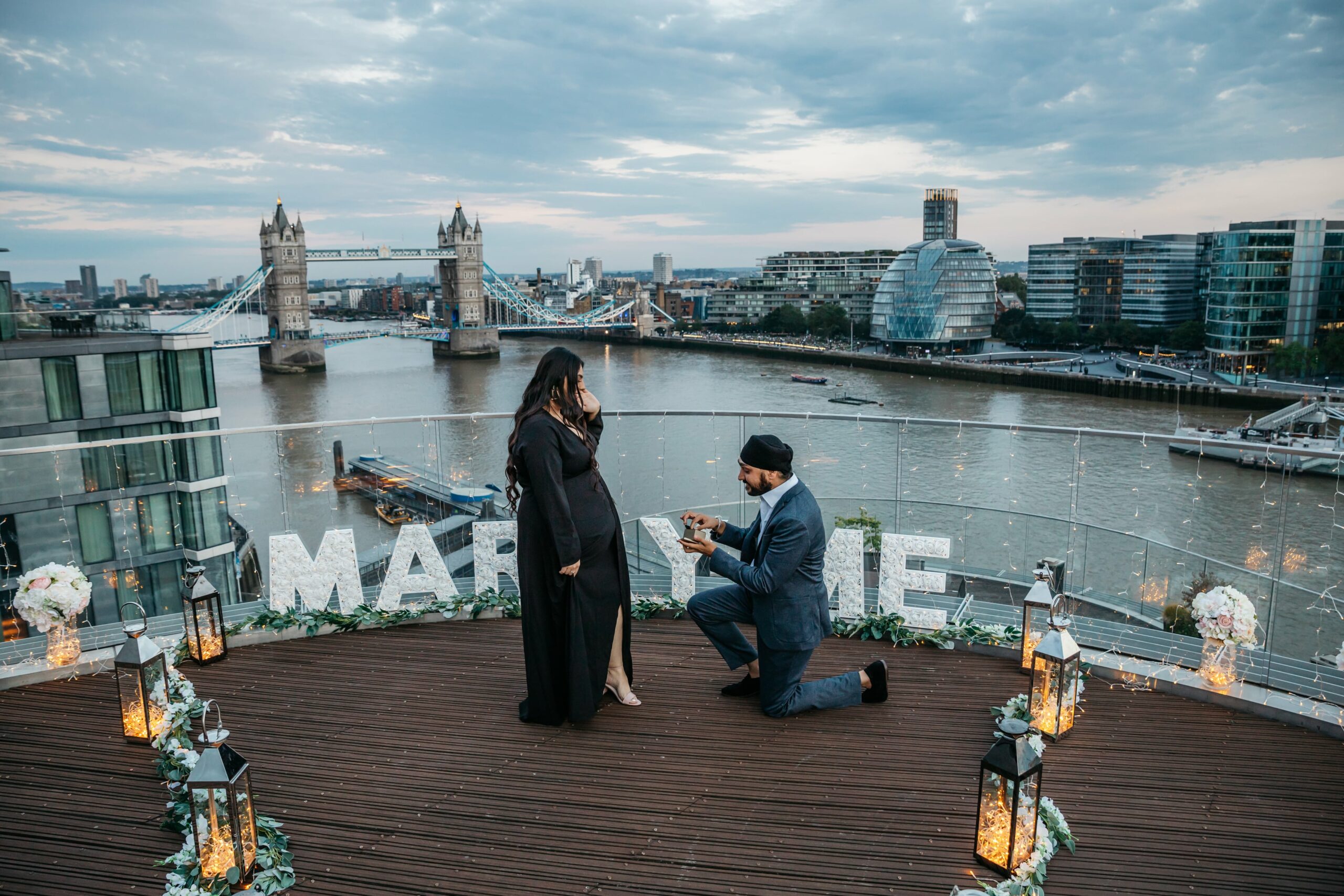 Unique London Skyline Proposal - The One Romance